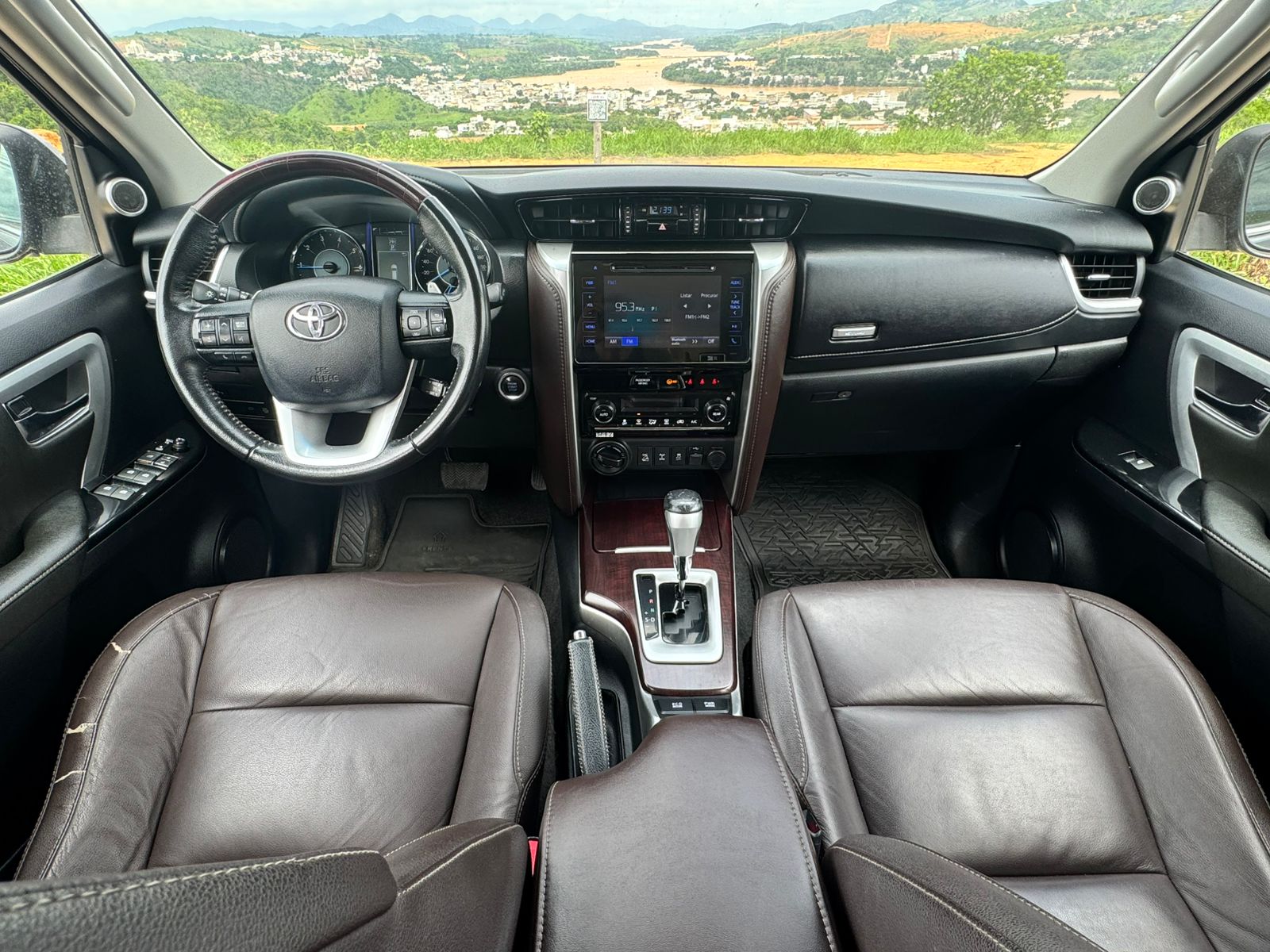 SW4 SRX 7 LUGARES 